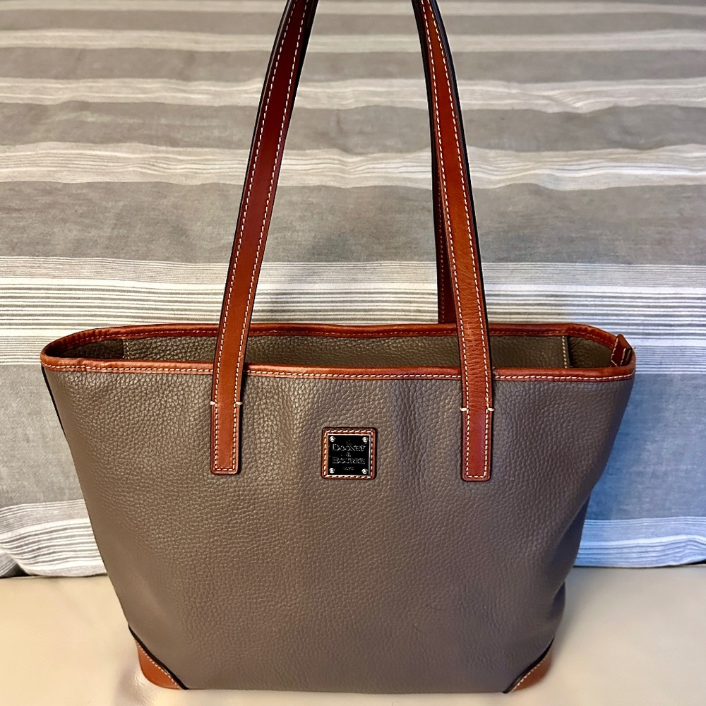Pebble Leather Dooney & Bourke Tote